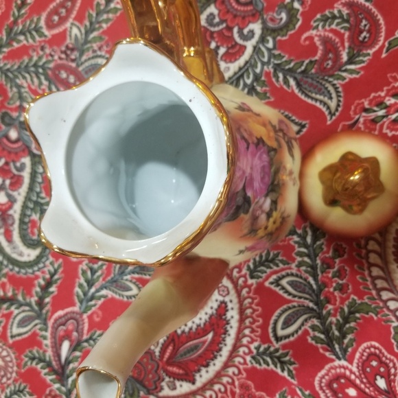 Antique Ornate Victorian Teapot - Gold Trimmed - Picture 6 of 6